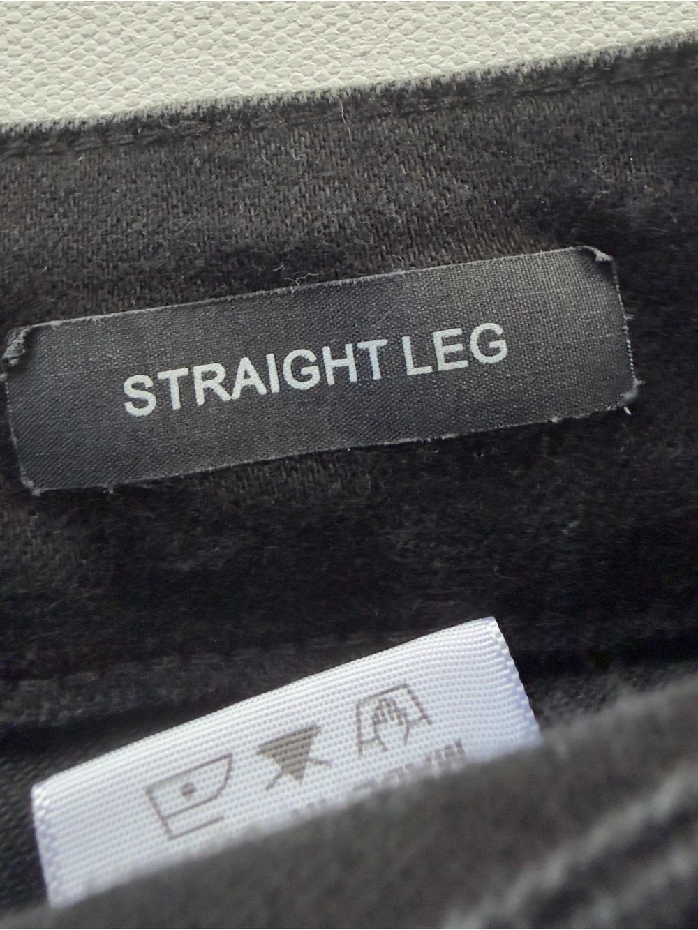EUC Women's Judy Blue Los Angeles Black Straight Leg Jeans Size 16W/30" Inseam - Picture 9 of 11